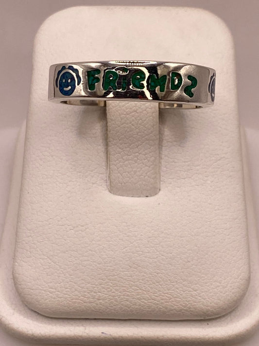 Anillo “friends” de Plata .925 con Incrustaciones, vista frontal