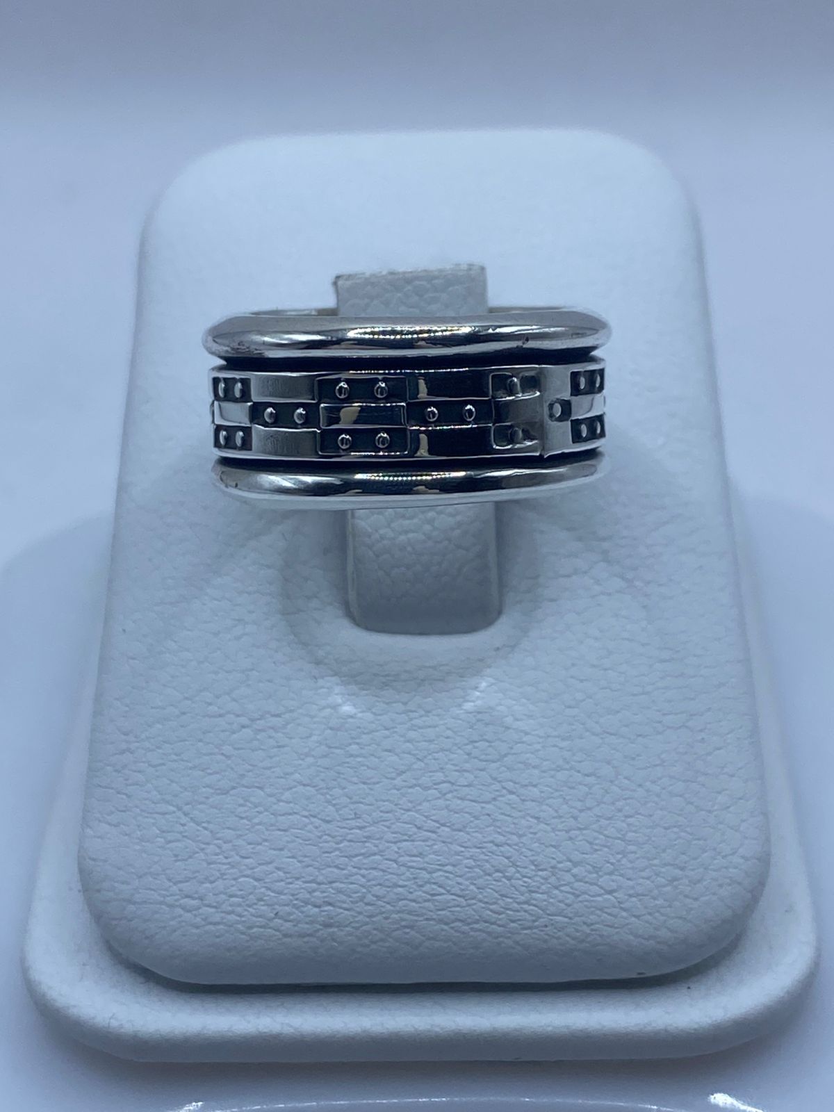 🔩 Anillo Giratorio Estilo Cadena – Plata Ley 9.25