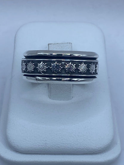 Anillo Giratorio de Plata 925 con Soles Grabados — Antiestrés Artesanal Taxco, vista lateral