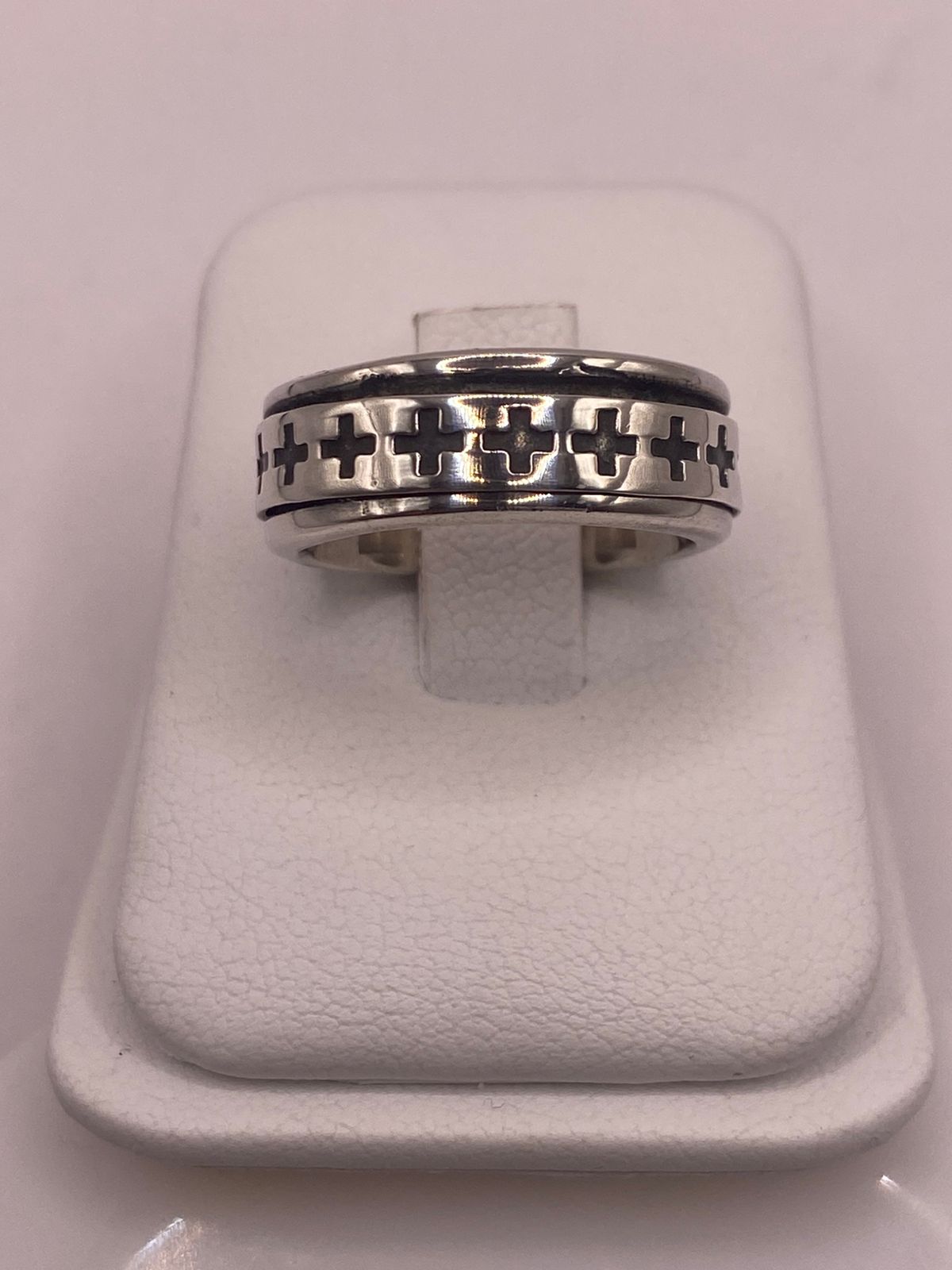 Anillo Giratorio de Plata 925 con Cruces Caladas