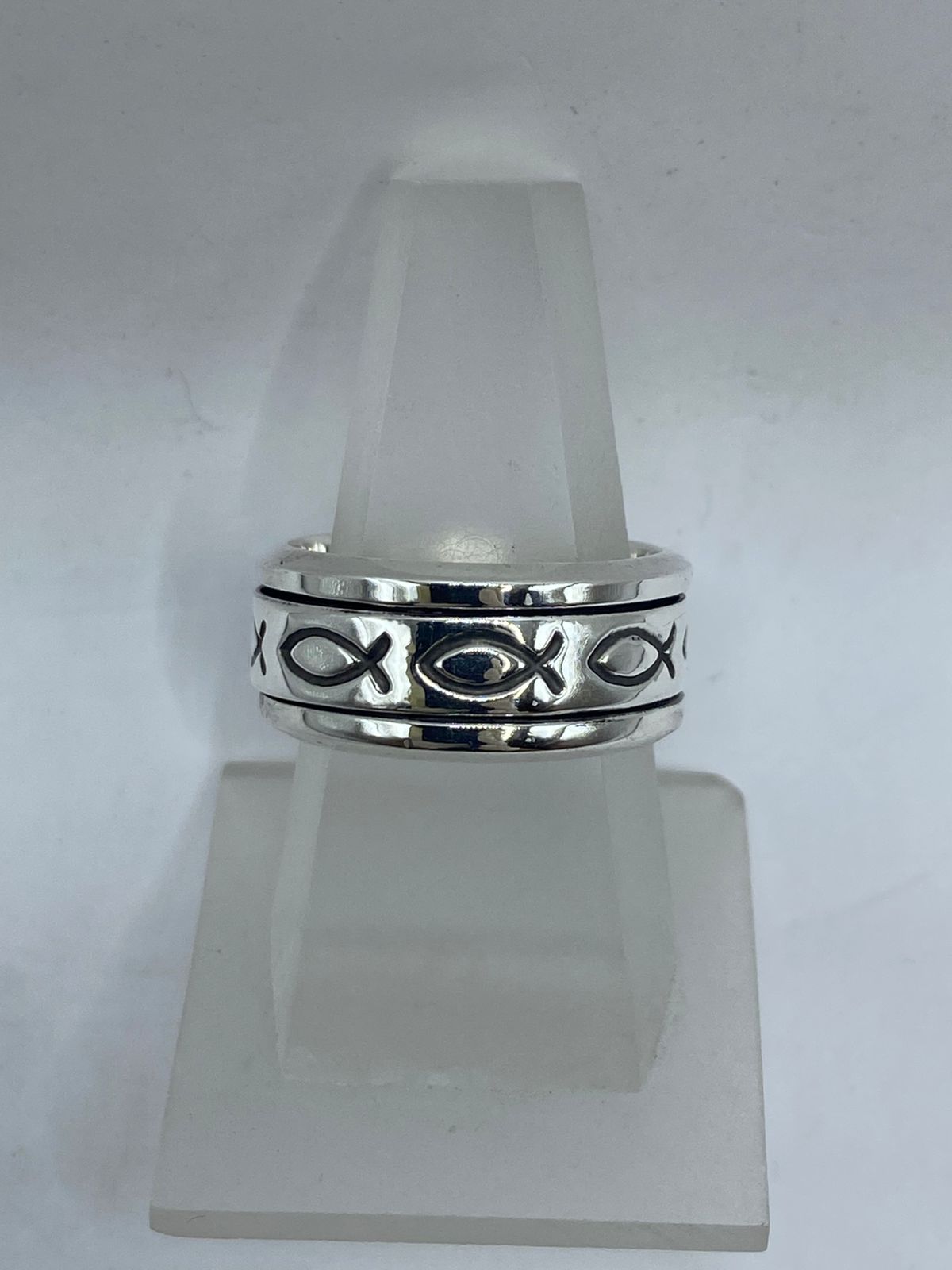 🐟✝️ Anillo Giratorio de Plata 925 con Símbolo  Ichthys (Pez Cristiano)