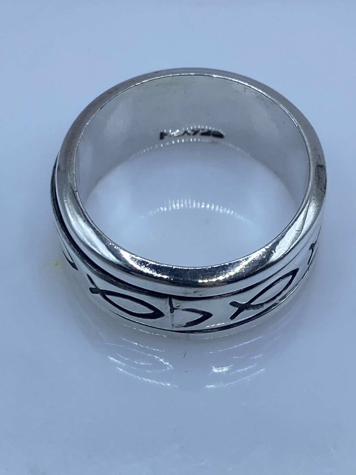 🐟✝️ Anillo Giratorio de Plata 925 con Símbolo  Ichthys (Pez Cristiano)