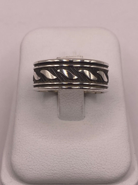Anillo de Banda de Plata 925  Esterlina con Motivo Trenzado Grabado