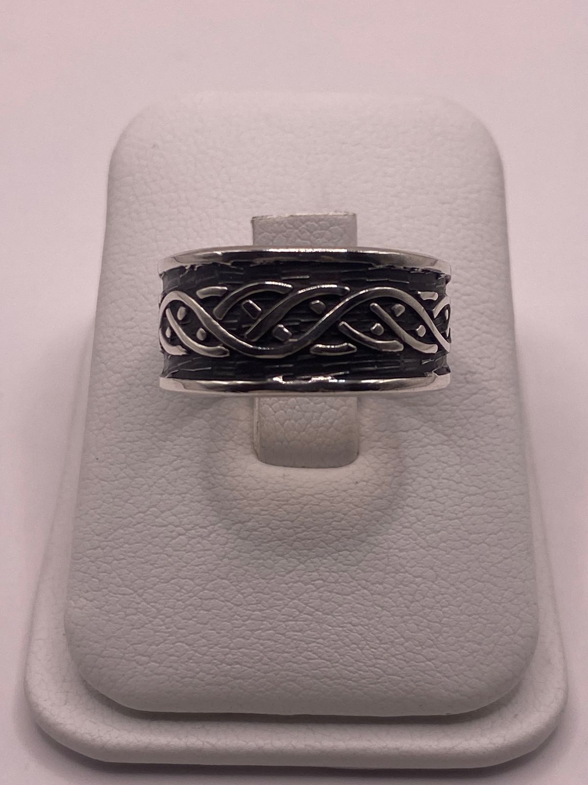Anillo de Plata 925 Estilo Celta Trenzado con Acabado Oxidado