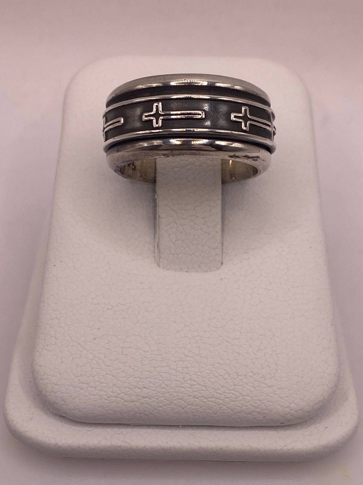 Anillo de Plata 925 con Cruces Minimalistas y Diseño Atemporal