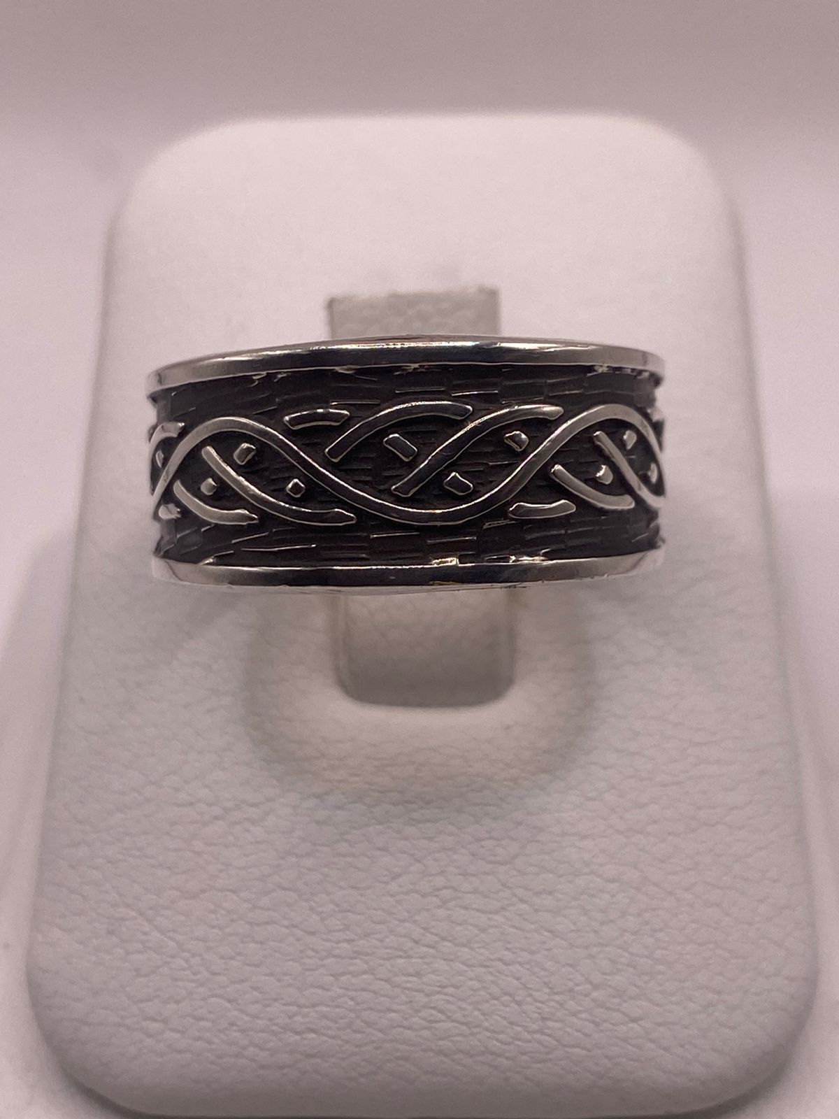 Anillo de Plata 925 con Diseño Celta Trenzado y Acabado Oxidado