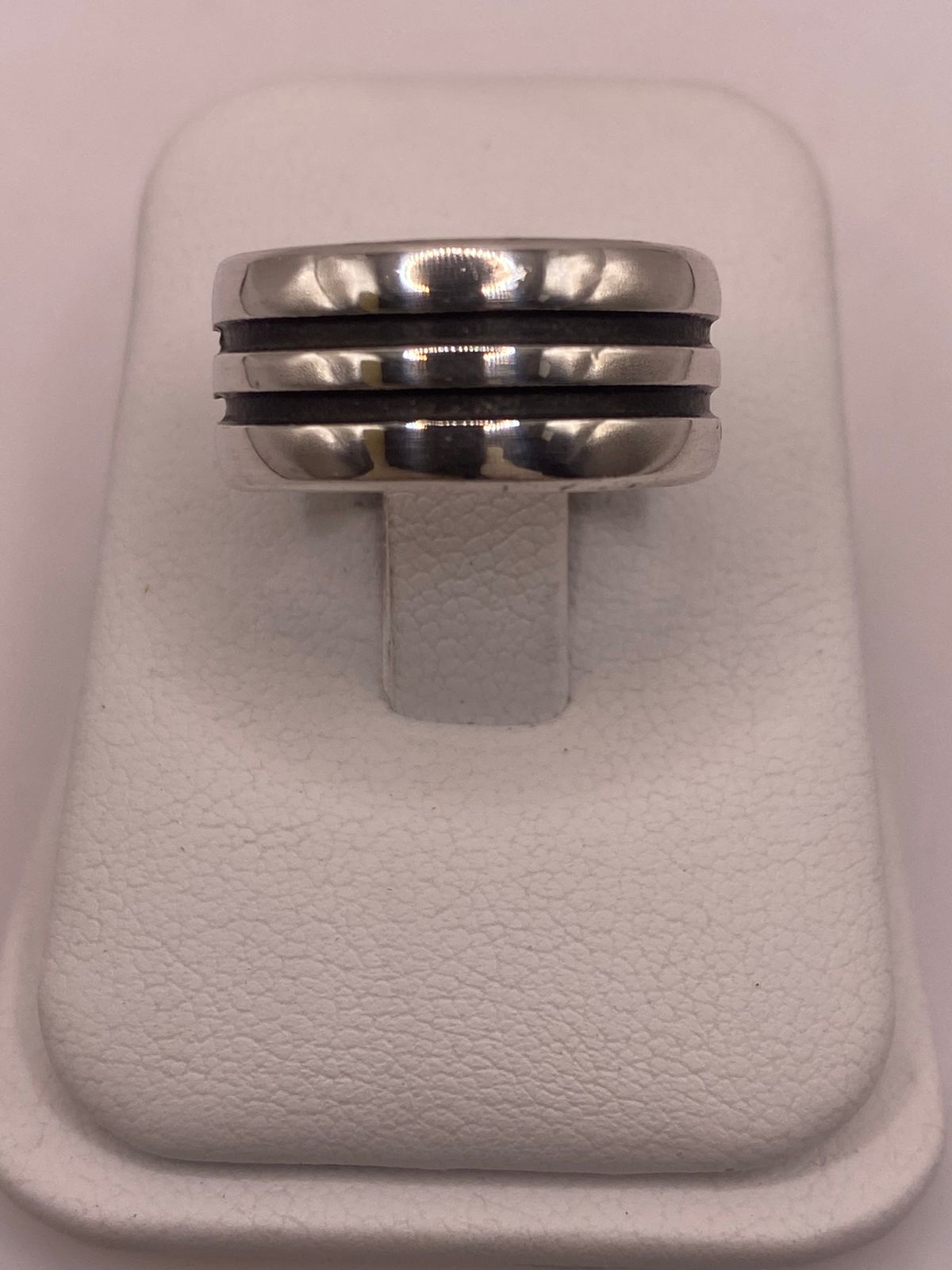 Anillo de Plata 925 con Doble Canal Central en Contraste