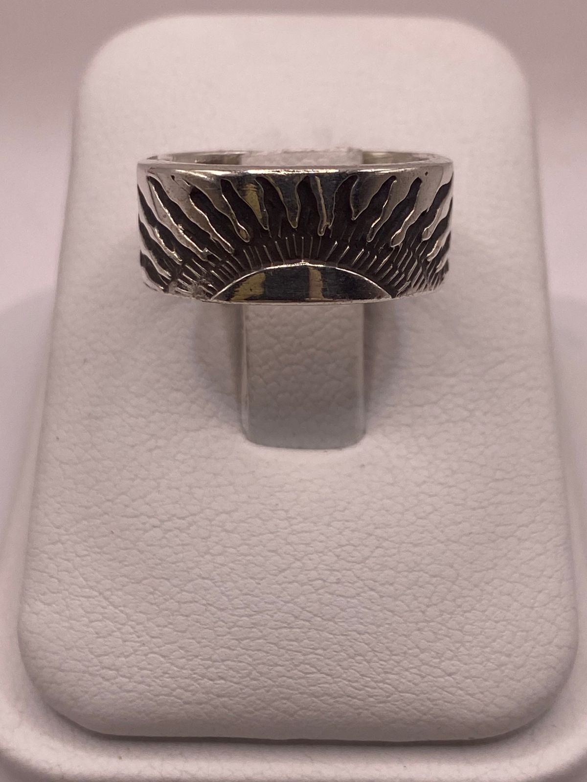 Anillo de Plata 925 con Grabado Artesanal de Espirales