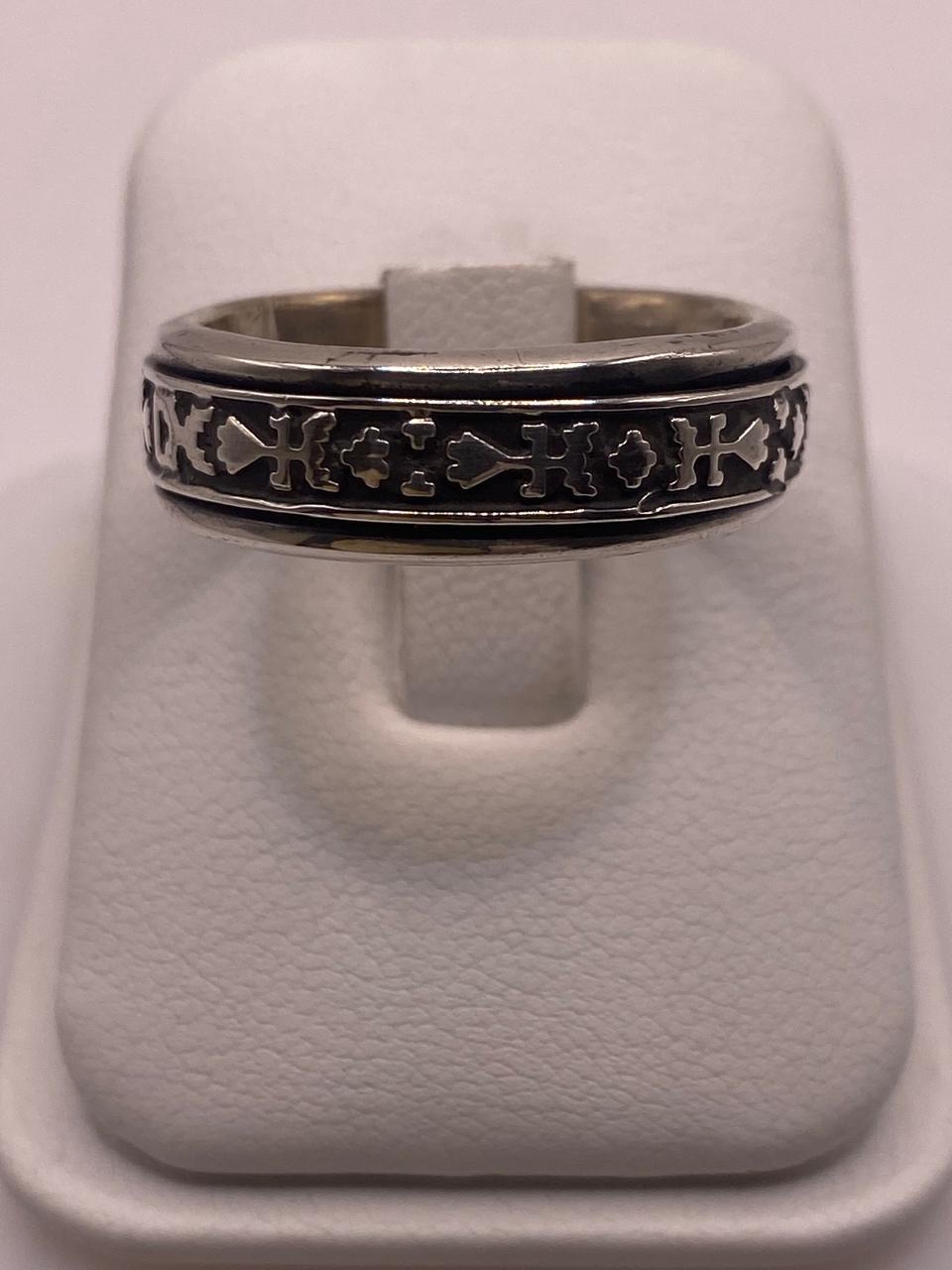 Anillo de Plata 925 con Símbolos Grabados y Acabado Oxidado