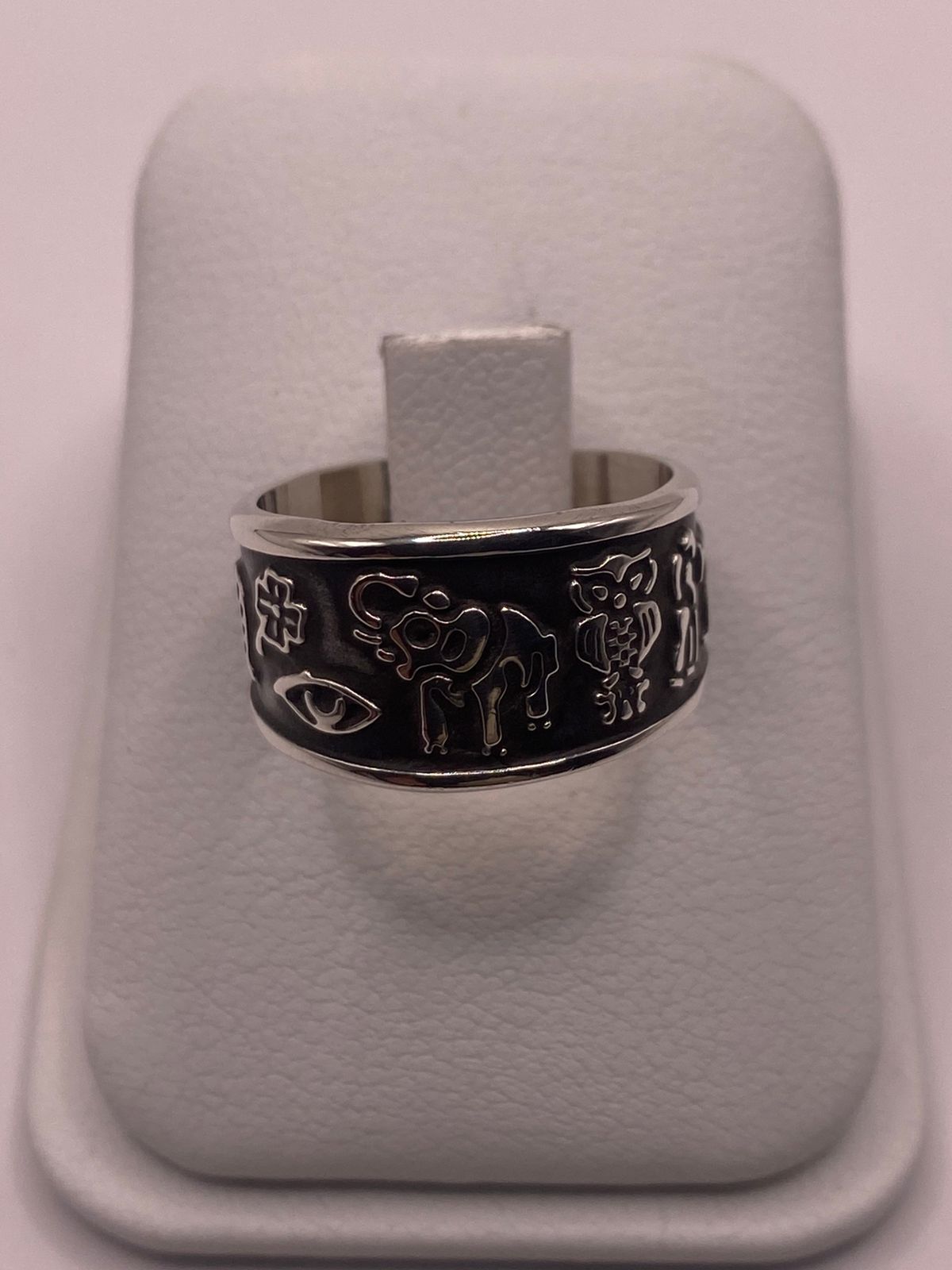 Anillo de Plata 925 con Símbolos Místicos y Diseño Artesanal