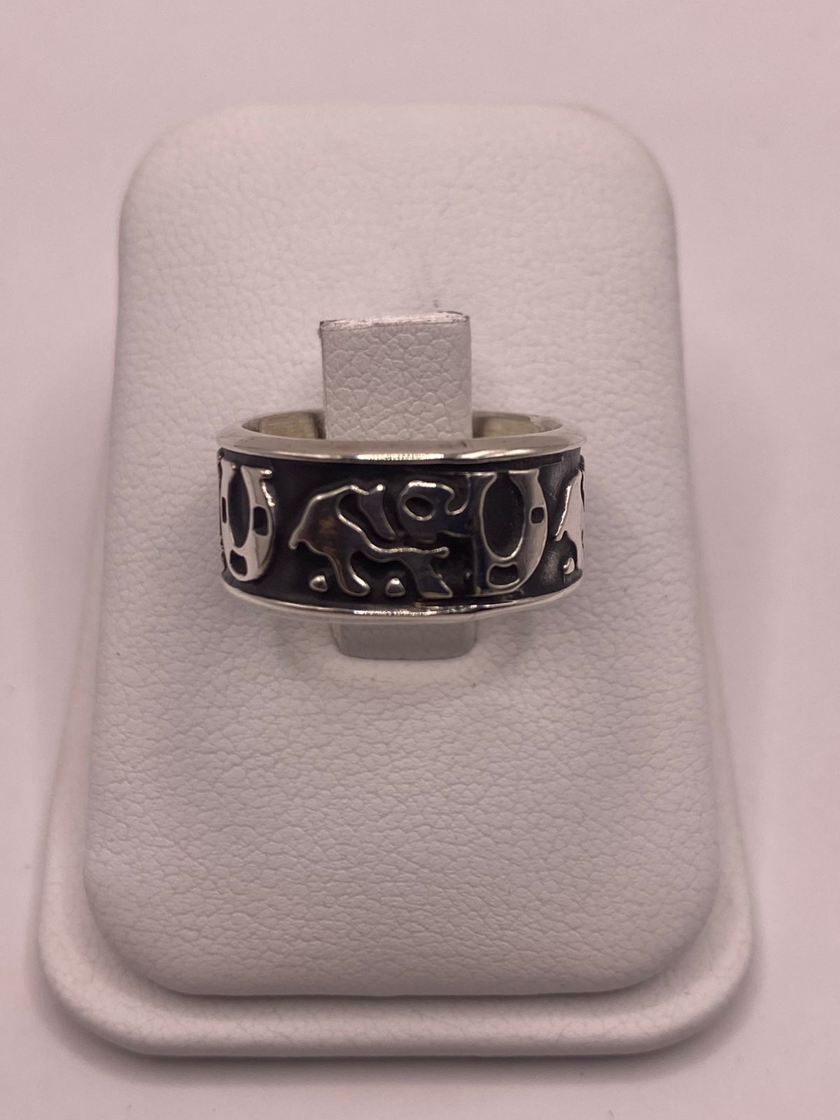 Anillo de Plata 925 con Símbolos Místicos y Diseño Artesanal