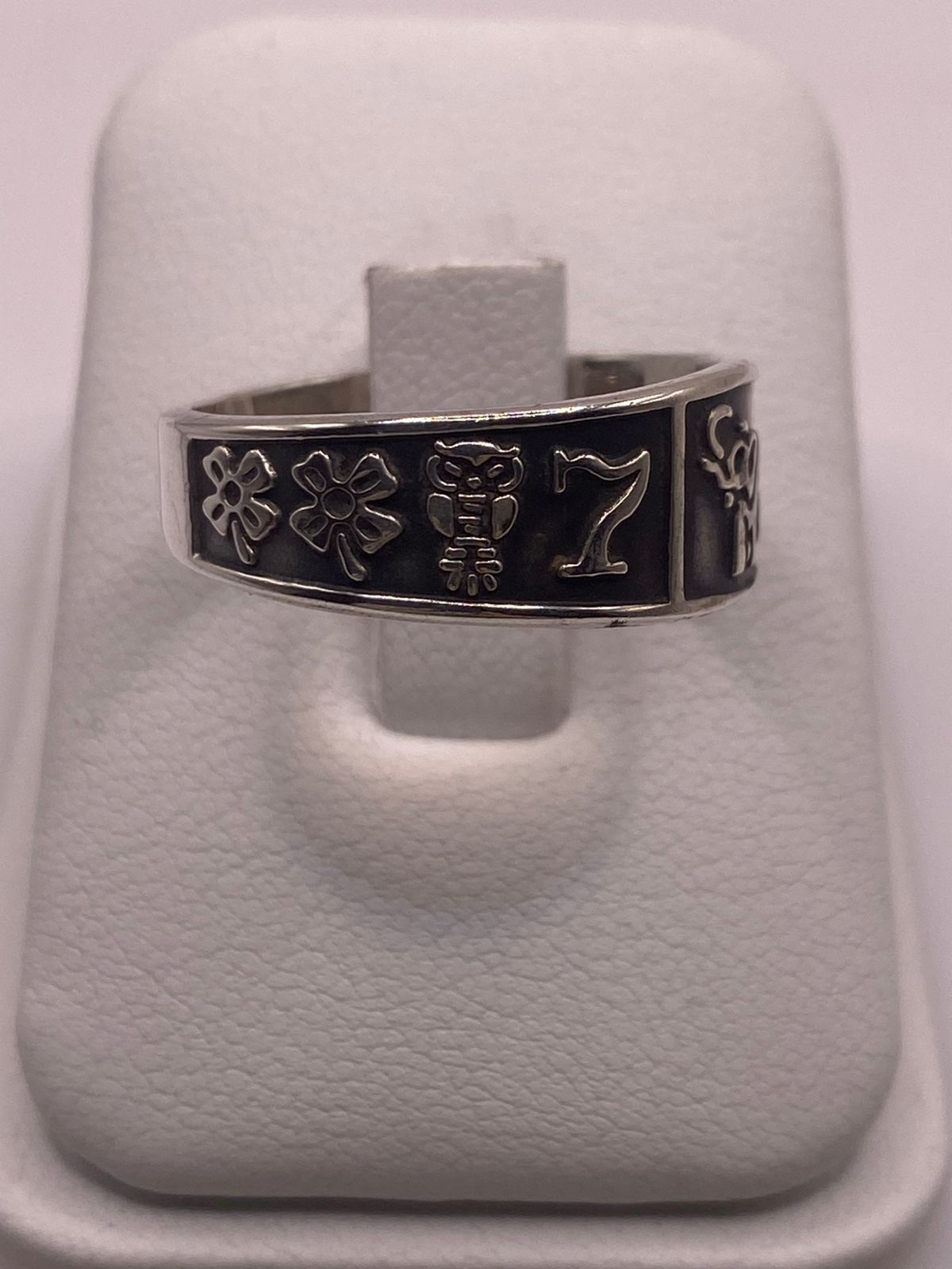 Anillo de Plata 925 con Símbolos de la Suerte – Trébol, Herradura y Número 13