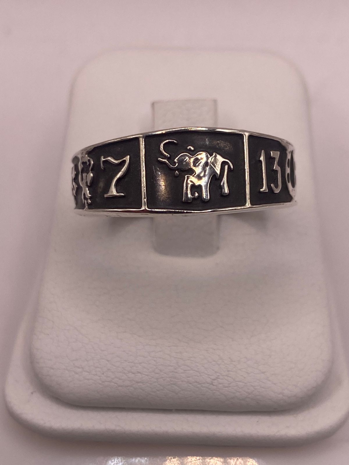 Anillo de Plata 925 con Elefante y Números de la Suerte