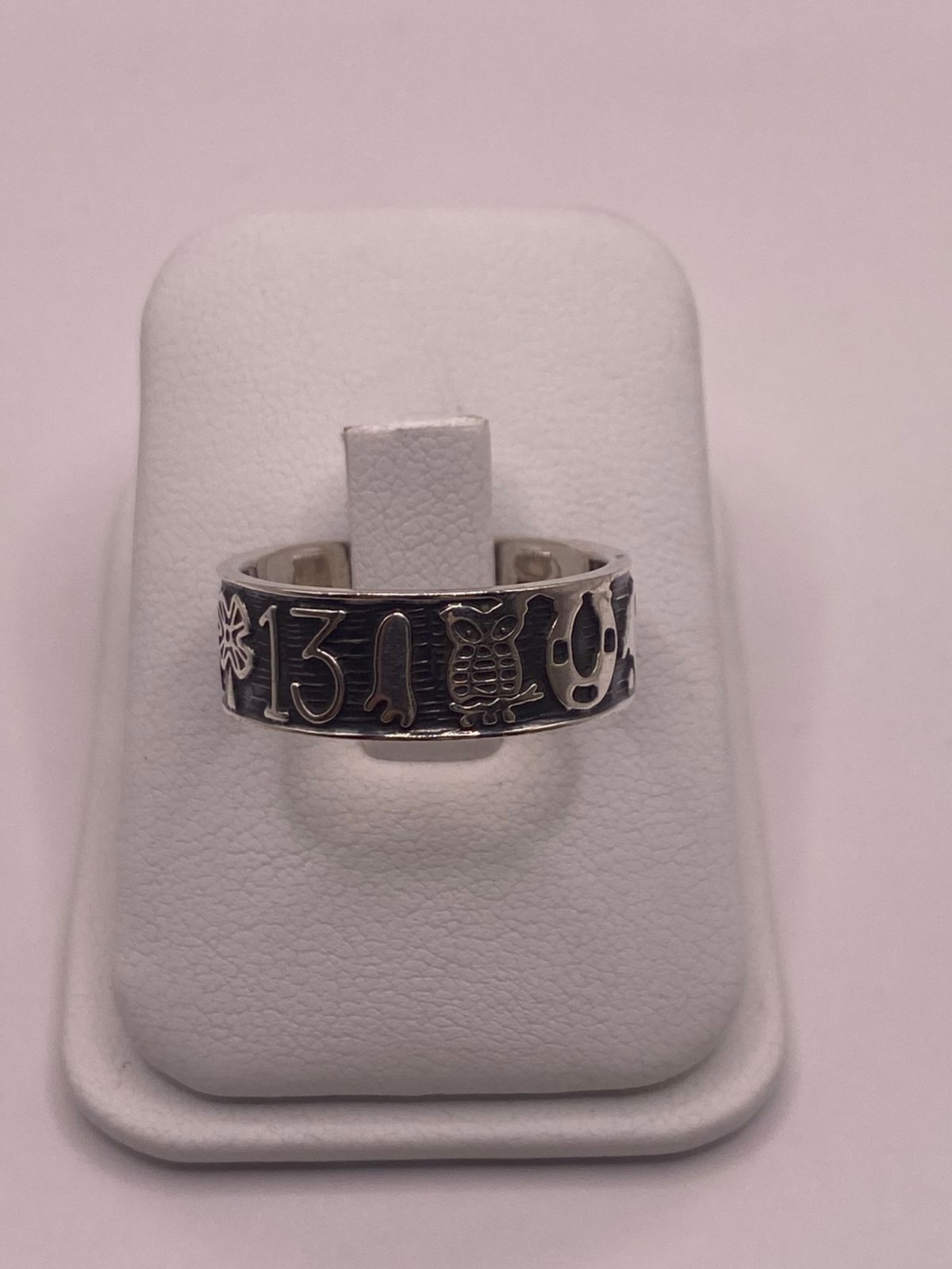 Anillo de Plata 925 con Símbolos de la Suerte