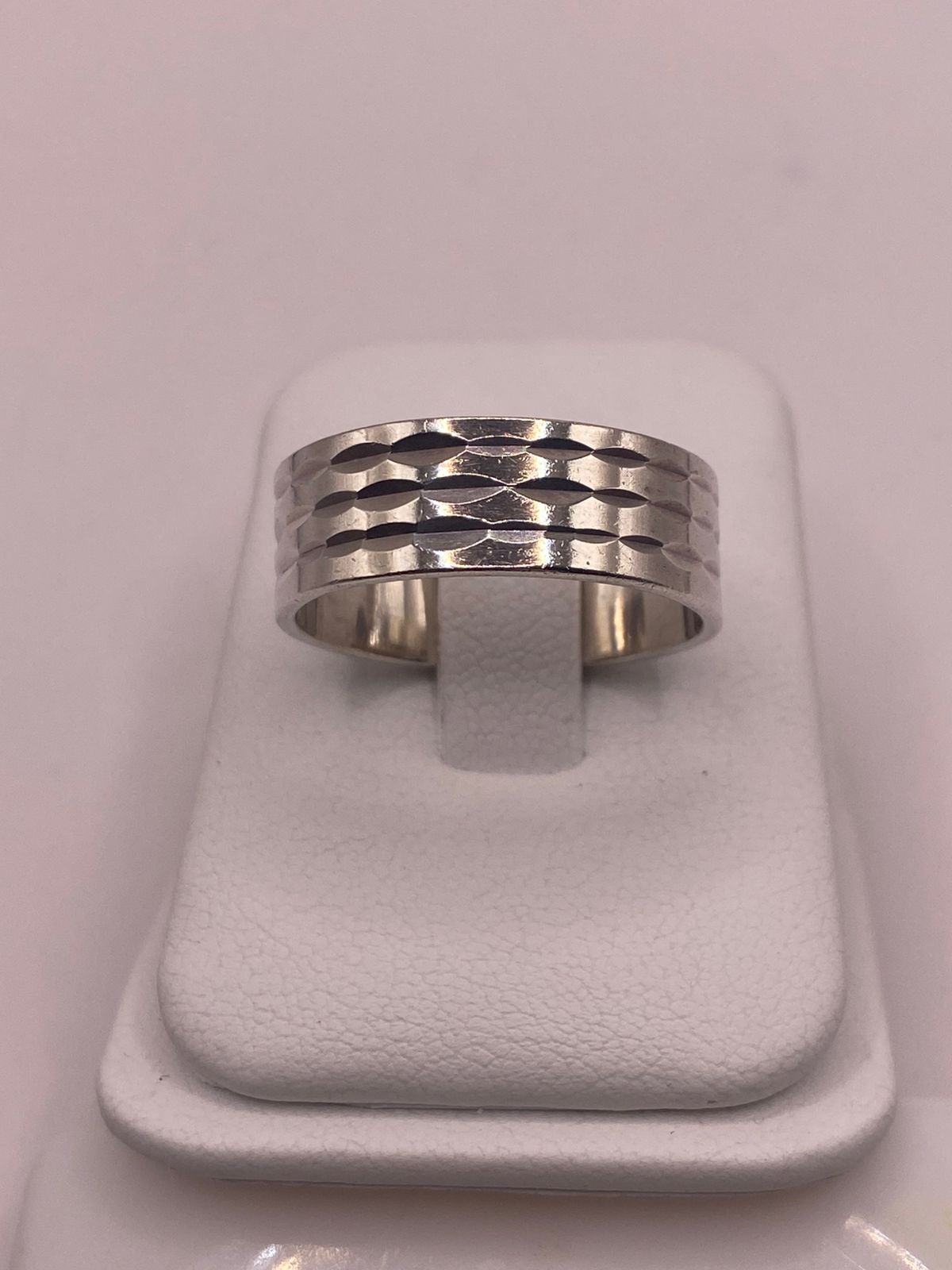 Anillo de Plata 925 con Textura Ondulada