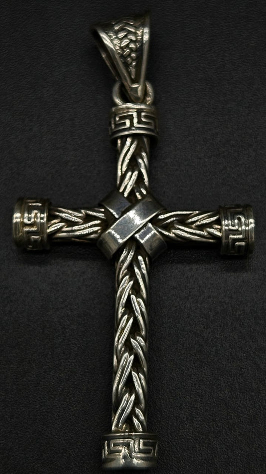 Dije Plata Ley 925, Cruz Tejida, vista frontal