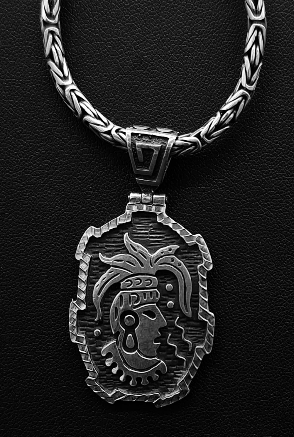 DIJE PLATA LEY 950 , MAYA .