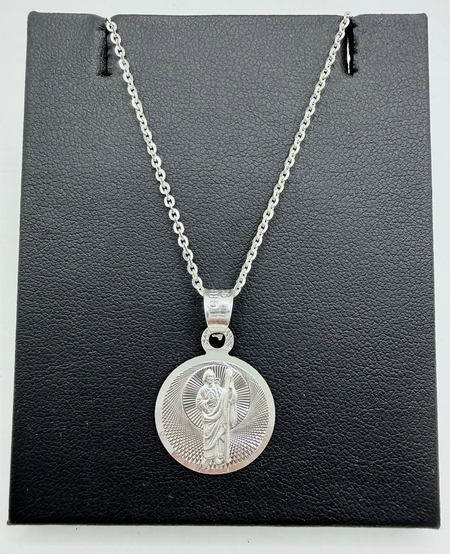 Medalla San Judas Tadeo en plata .925 con cadena de 35 cm presentada en estuche negro