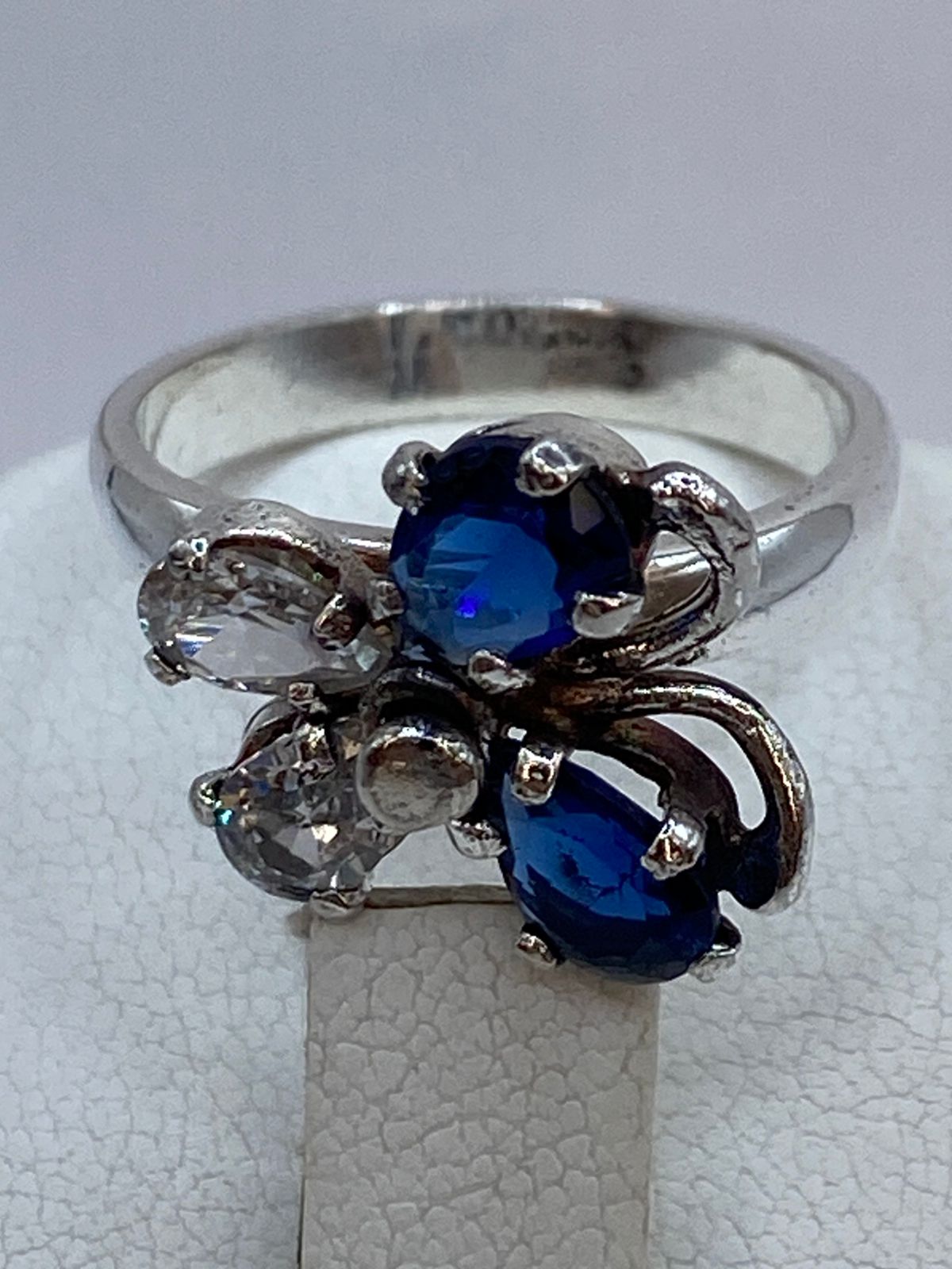 Anillo Mariposa Giratoria con Zirconia en Plata 925