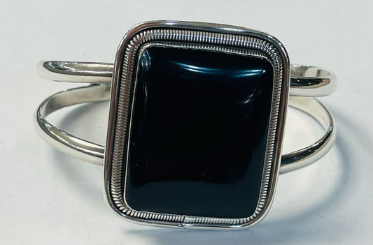 BRAZALETE EN PLATA LEY 925 CON OBSIDIANA