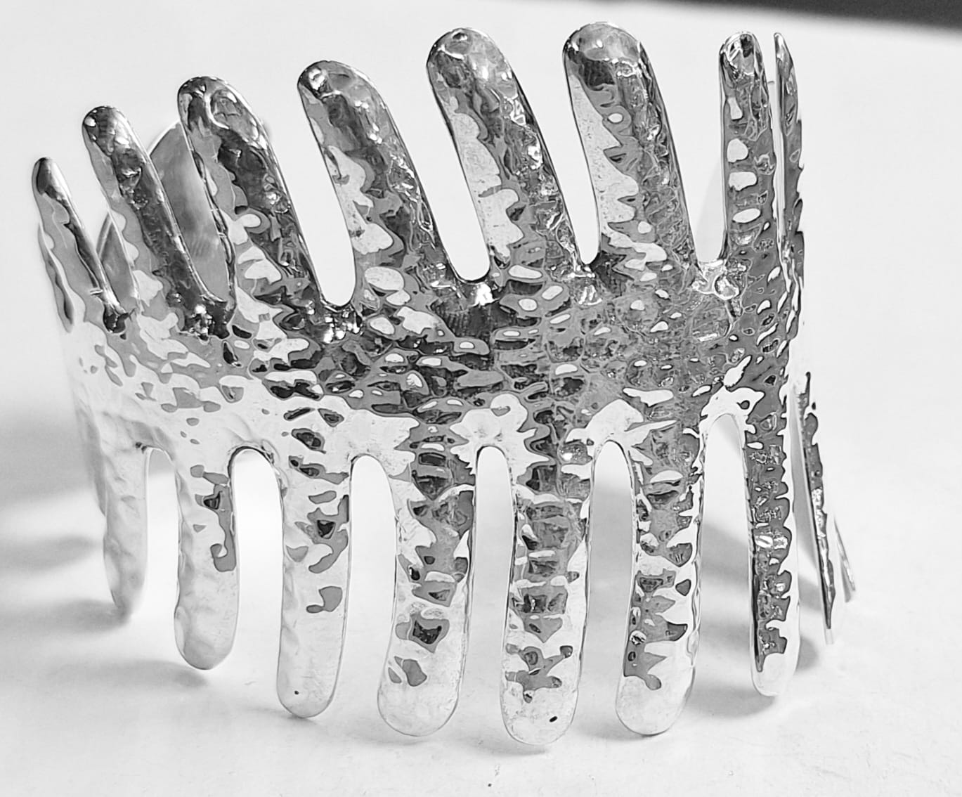 BRAZALETE ESQUELETO EN PLATA LEY 925