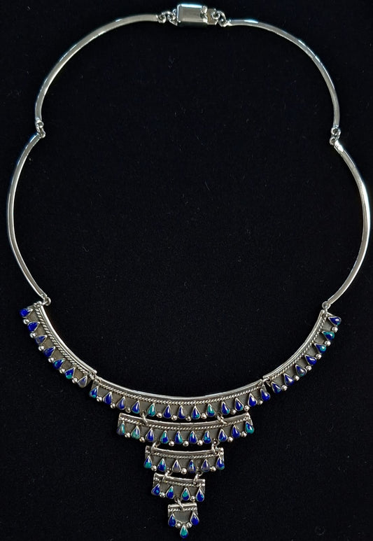 COLLAR  CON INCRUSTACIONES DE PIEDRAS EN PLATA LEY 925