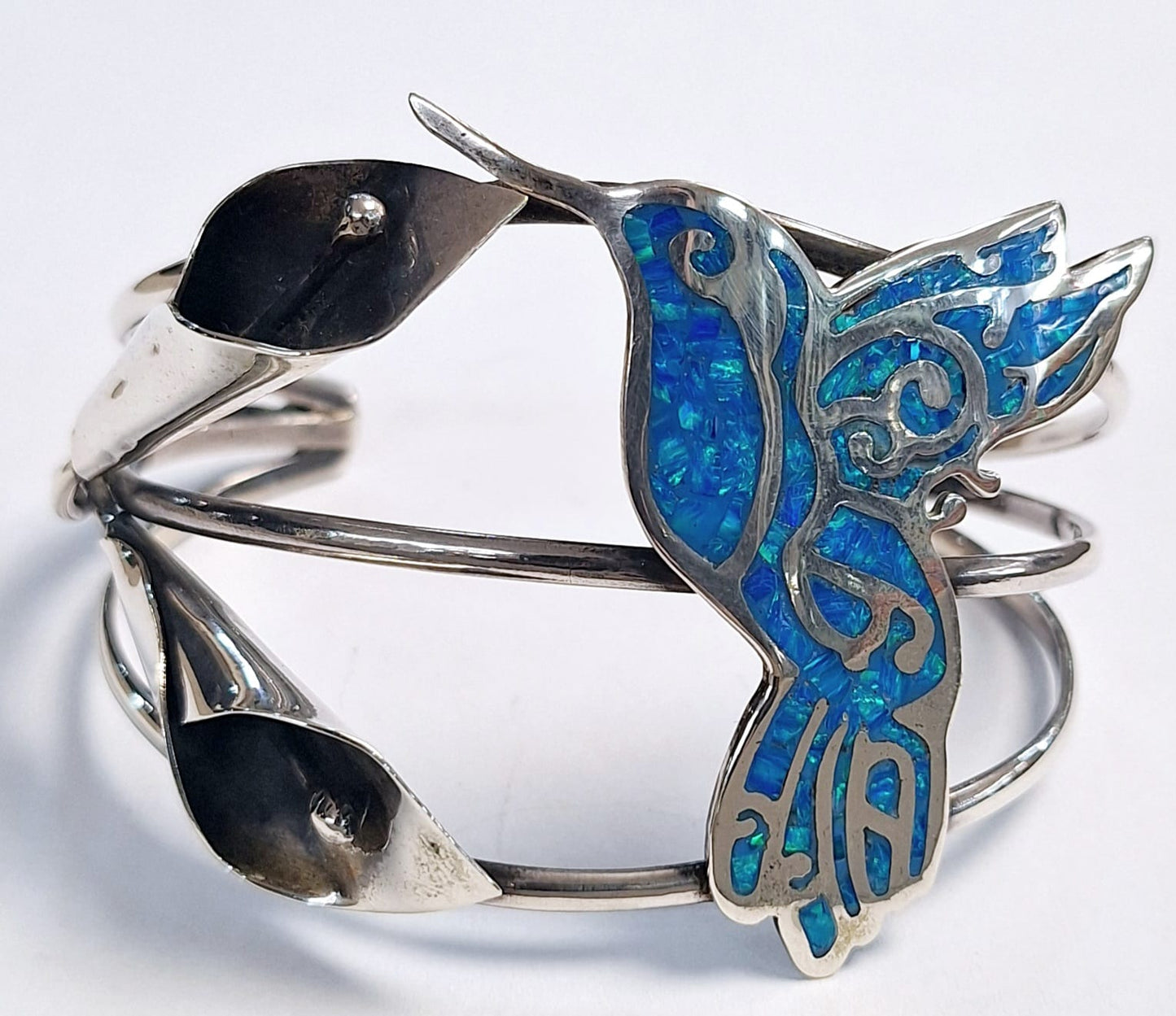 BRAZALETE CON OPALO EN PLATA LEY 925