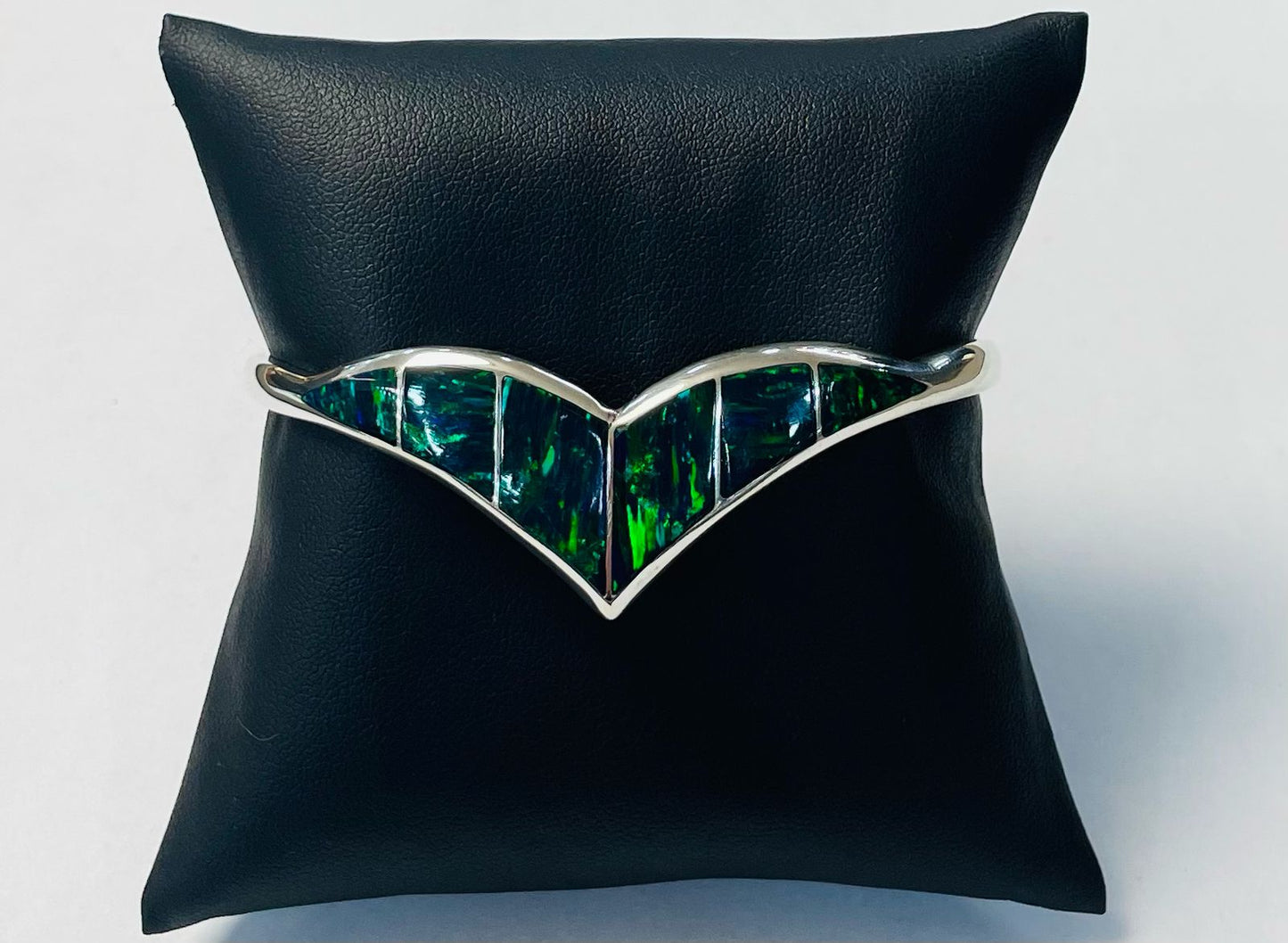 BRAZALETE CON OPALO EN PLATA LEY 925