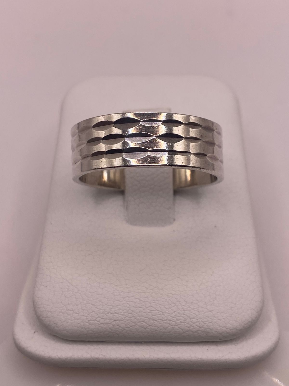 Anillo de Plata 925 con Textura Ondulada