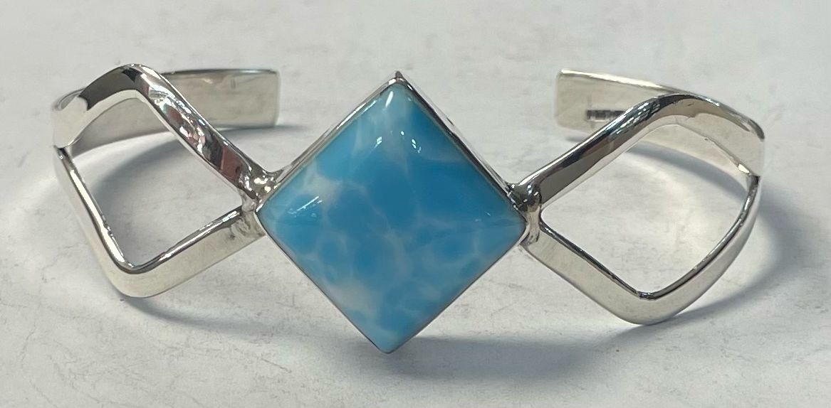 BRAZALETE CON LARI MAR EN PLATA LEY 925