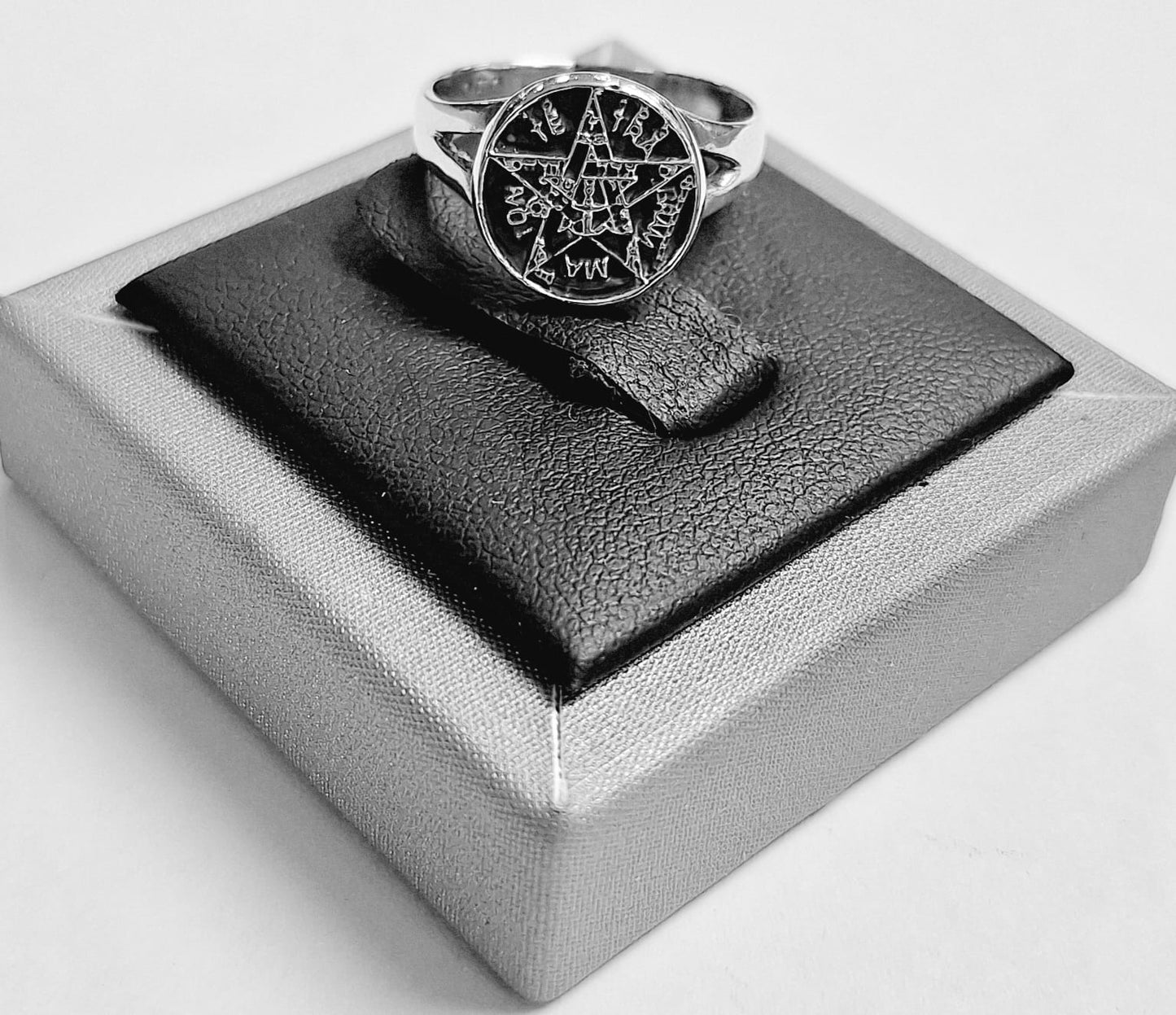ANILLO TETRAGRAMATON EN PLATA LEY 925