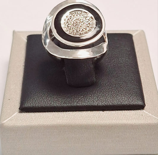 ANILLO  MARTILLADO CALENDARIO AZTECA EN PLATA LEY 925