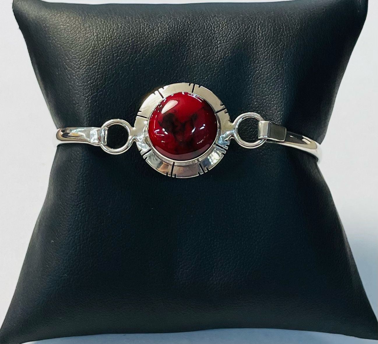 BRAZALETE CON CORAL EN PLATA LEY 925