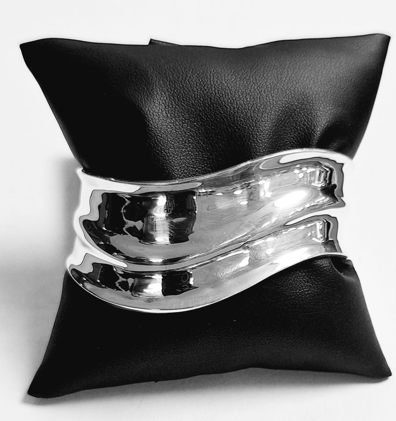 BRAZALETE EN PLATA LEY 925