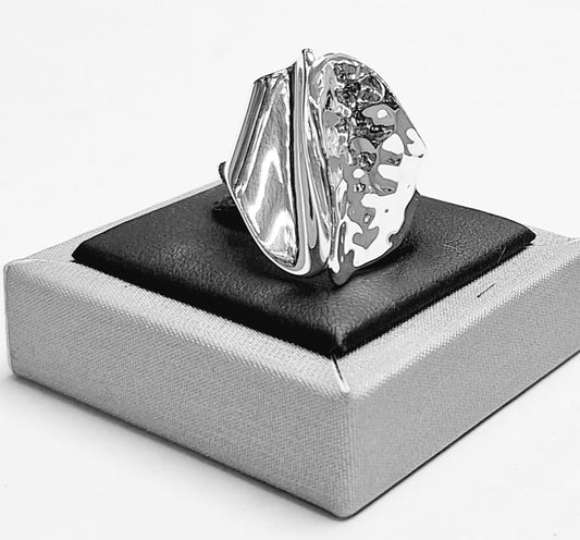 ANILLO EN PLATA LEY 925