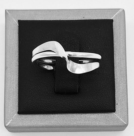 ANILLO PLATA LEY 925 .