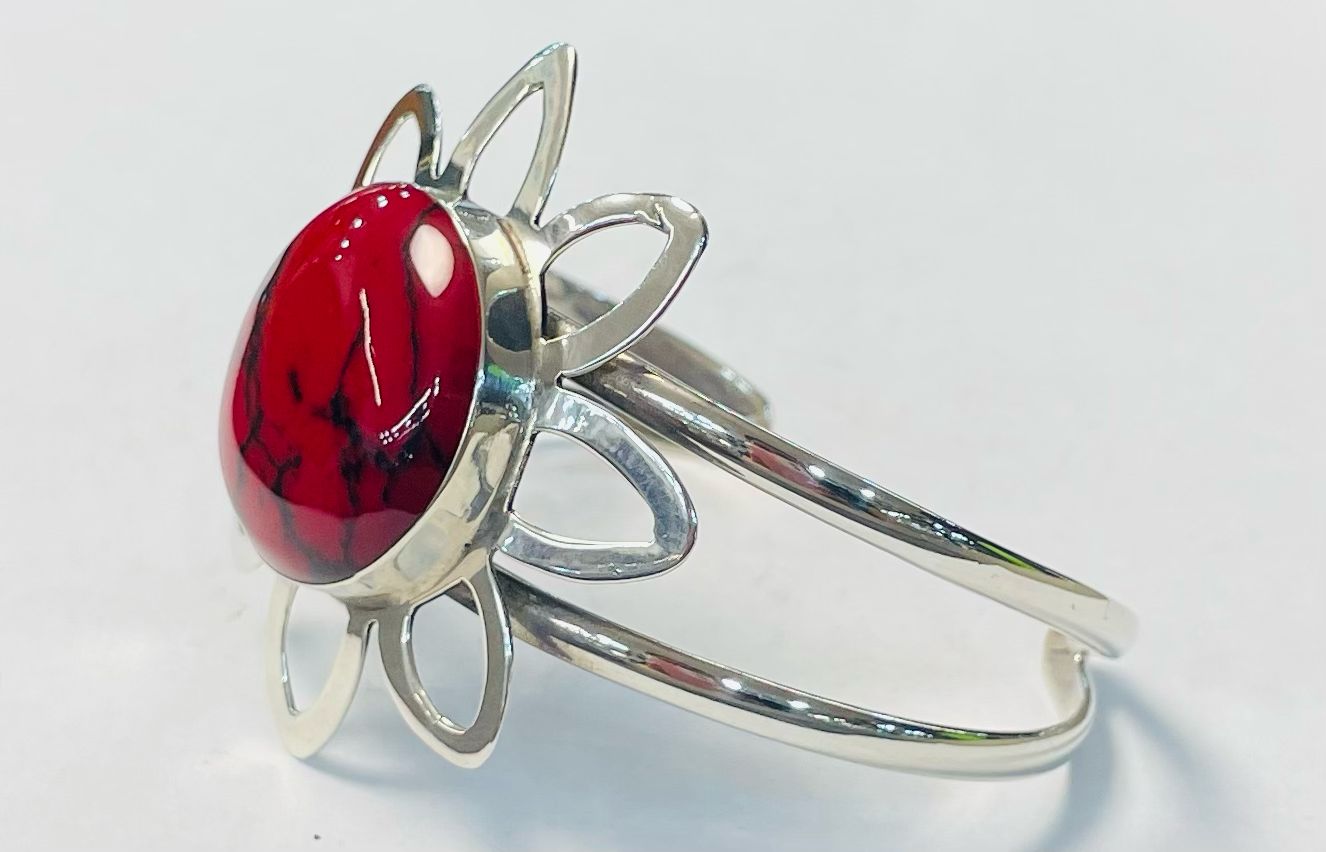 BRAZALETE CON CORAL EN PLATA LEY 925