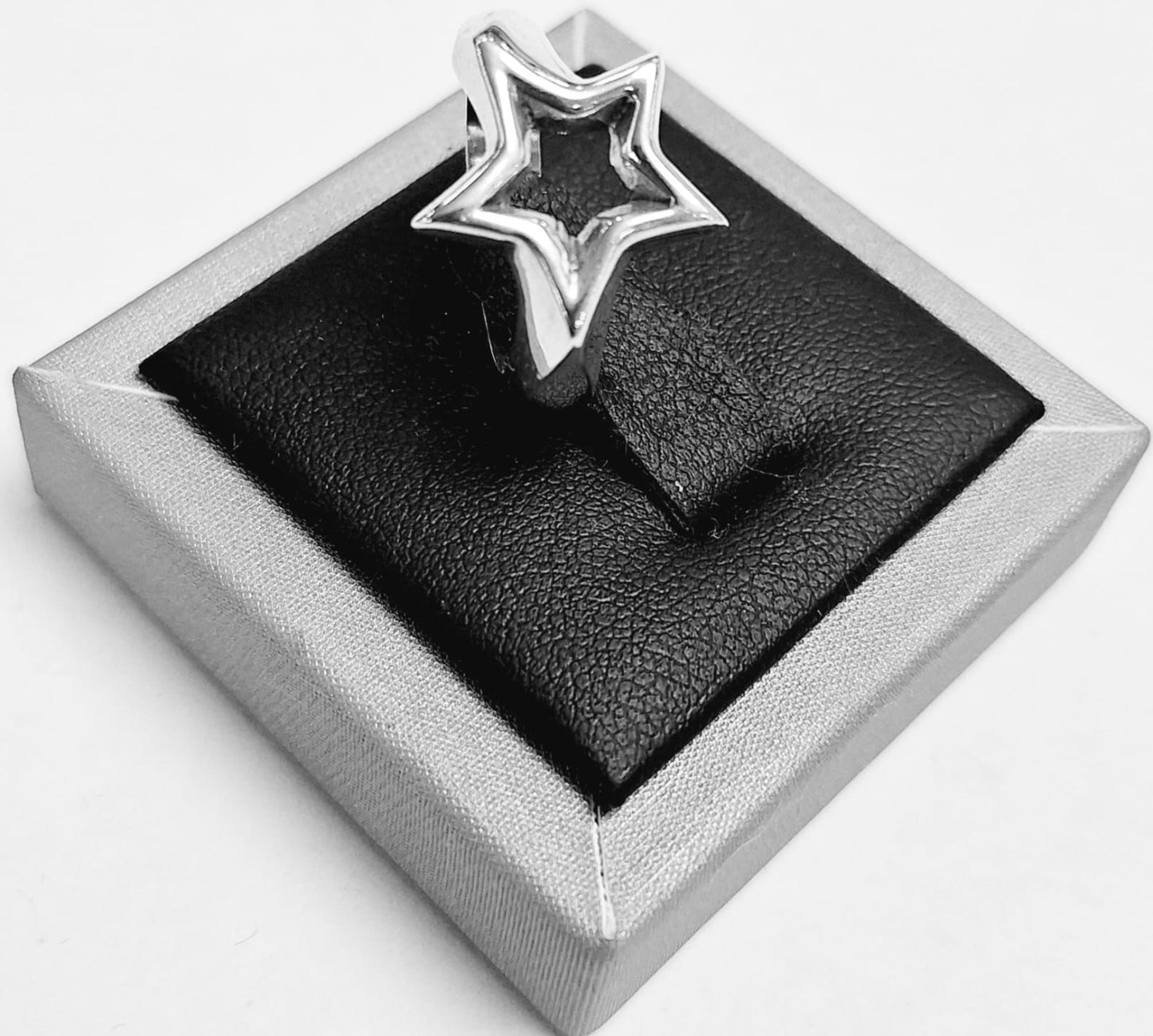 ANILLO ESTRELLA  PLATA LEY 925