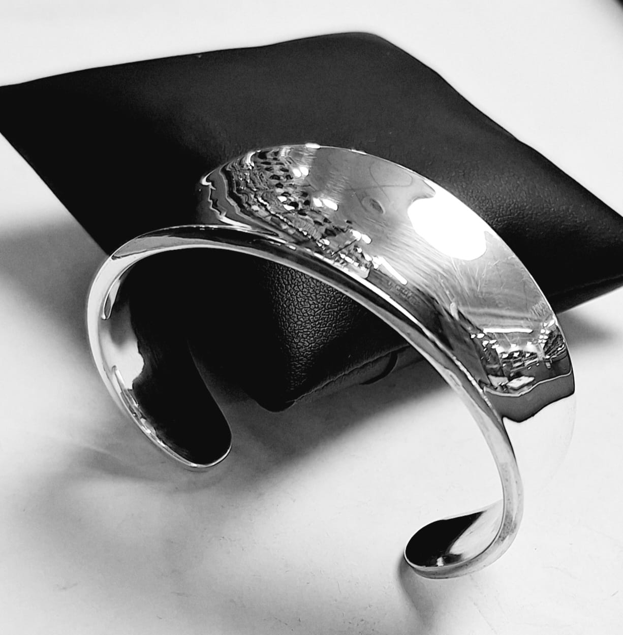BRAZALETE EN PLATA LEY 950