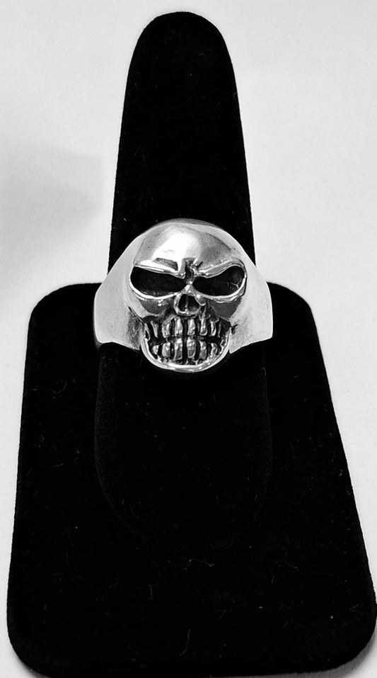 ANILLO CALAVERA EN PLATA 925