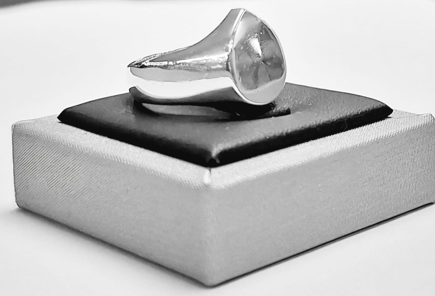 ANILLO EN PLATA LEY 925