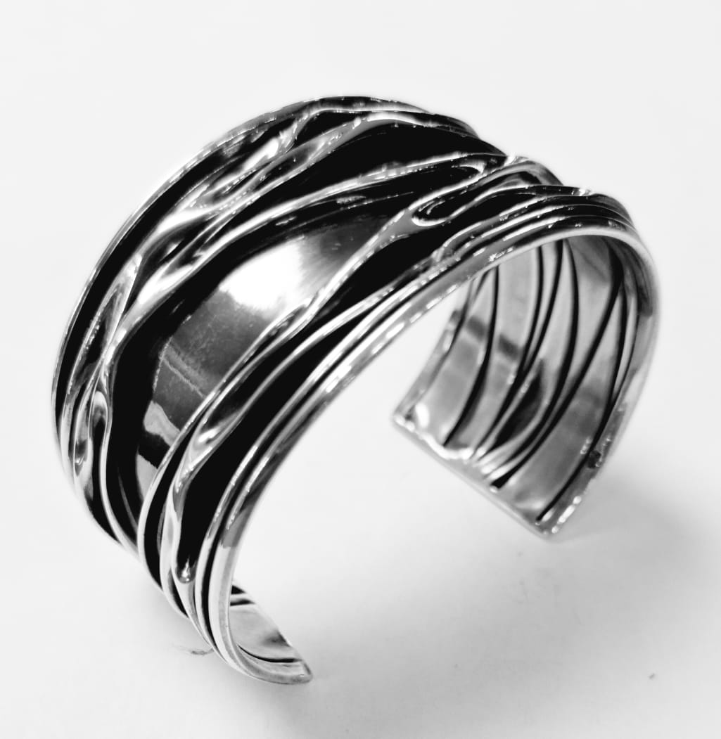 BRAZALETE CORRUGADO EN PLATA LEY 925