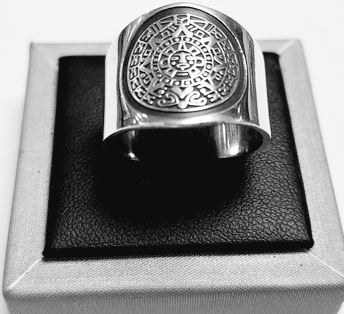 ANILLO CALENDARIO AZTECA EN PLATA LEY 925