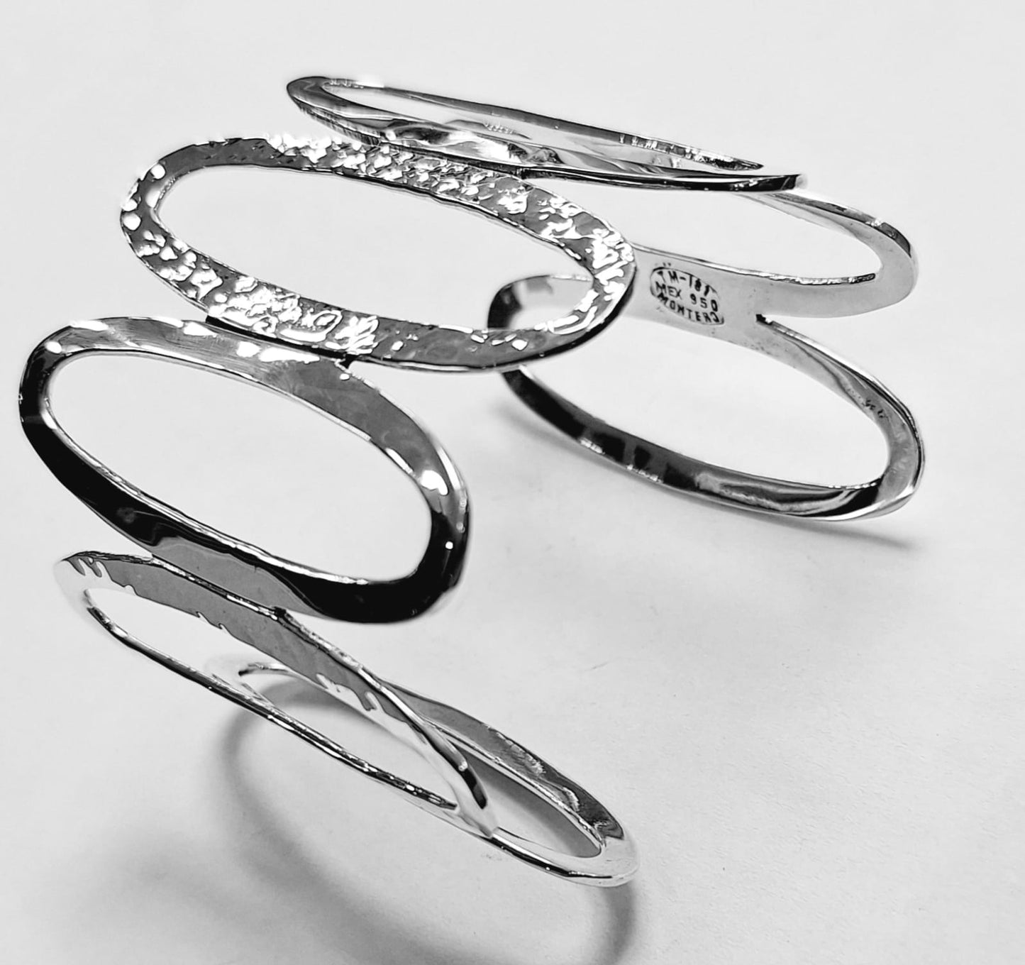 BRAZALETE EN PLATA LEY 950