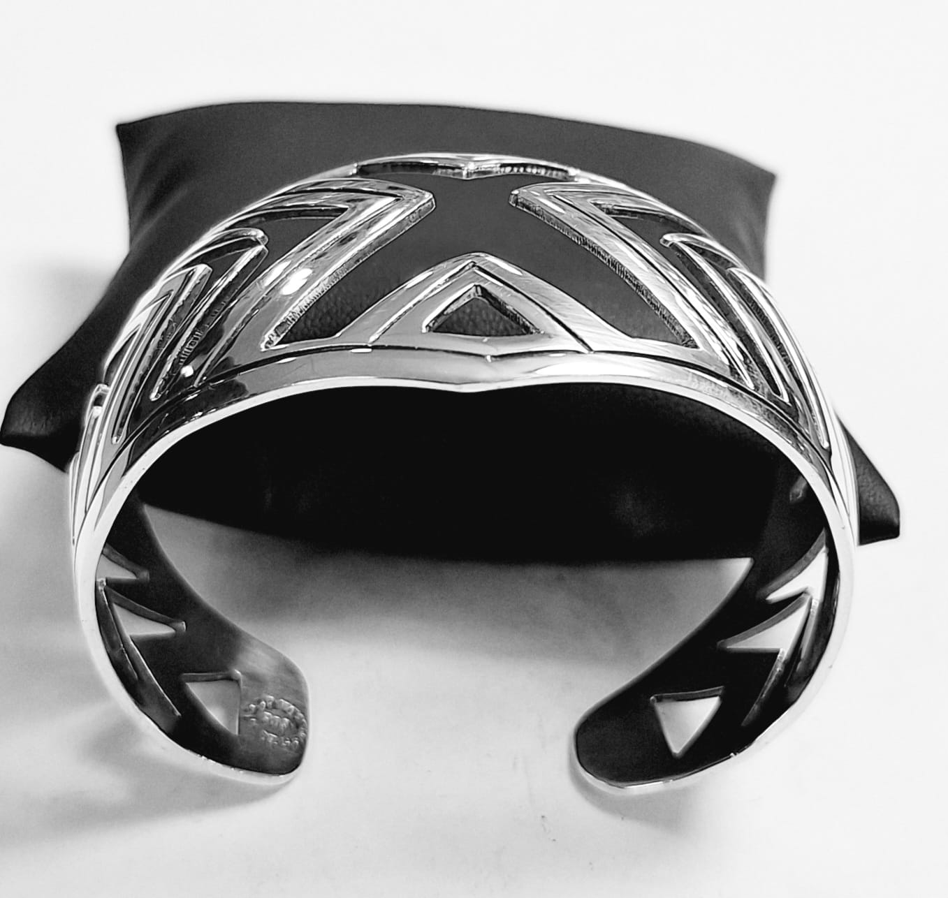 BRAZALETE EN PLATA LEY  925